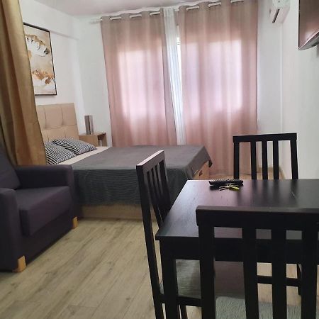 Versus Apartments Near City Of Arts Валенсия Екстериор снимка