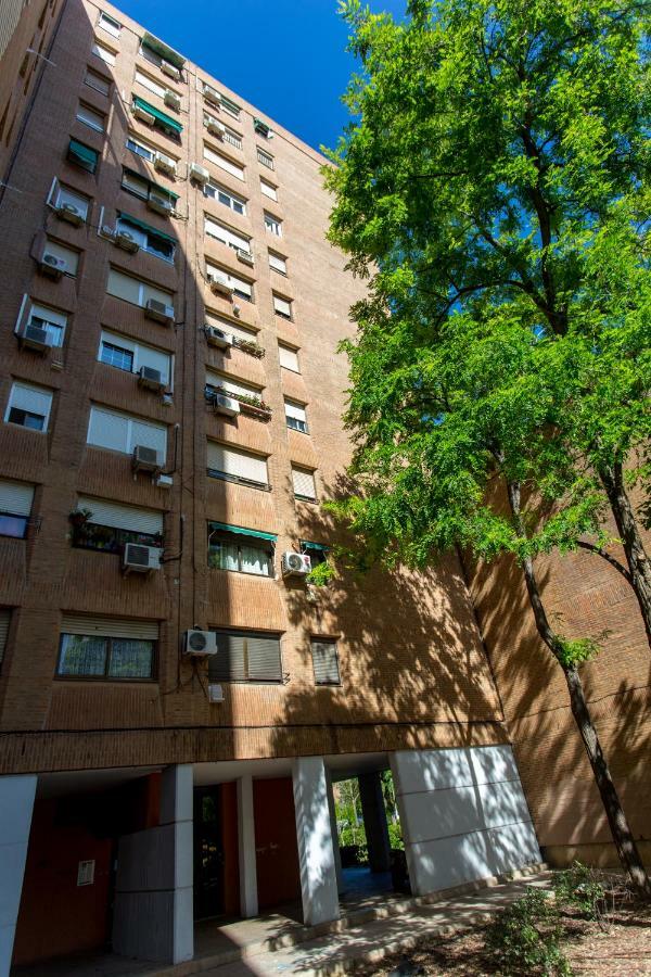 Versus Apartments Near City Of Arts Валенсия Екстериор снимка