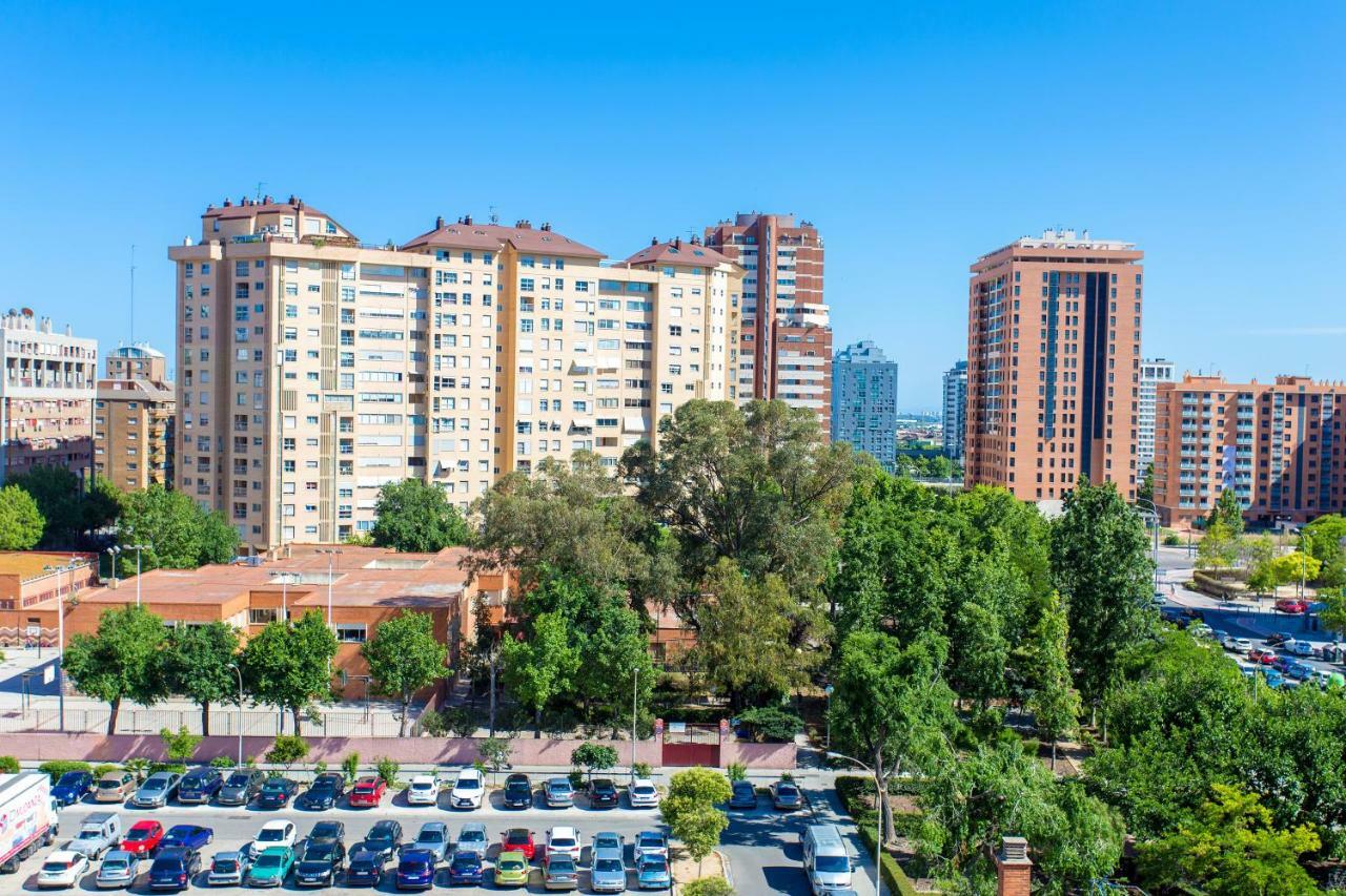 Versus Apartments Near City Of Arts Валенсия Екстериор снимка